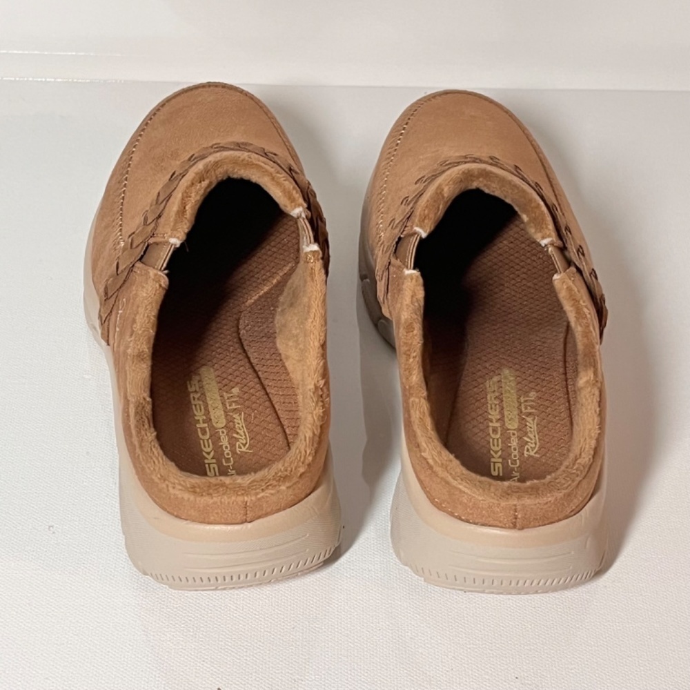 Skechers Easy Going Darling Thing Water Repellent Suede Clogs - Picture 4 of 4